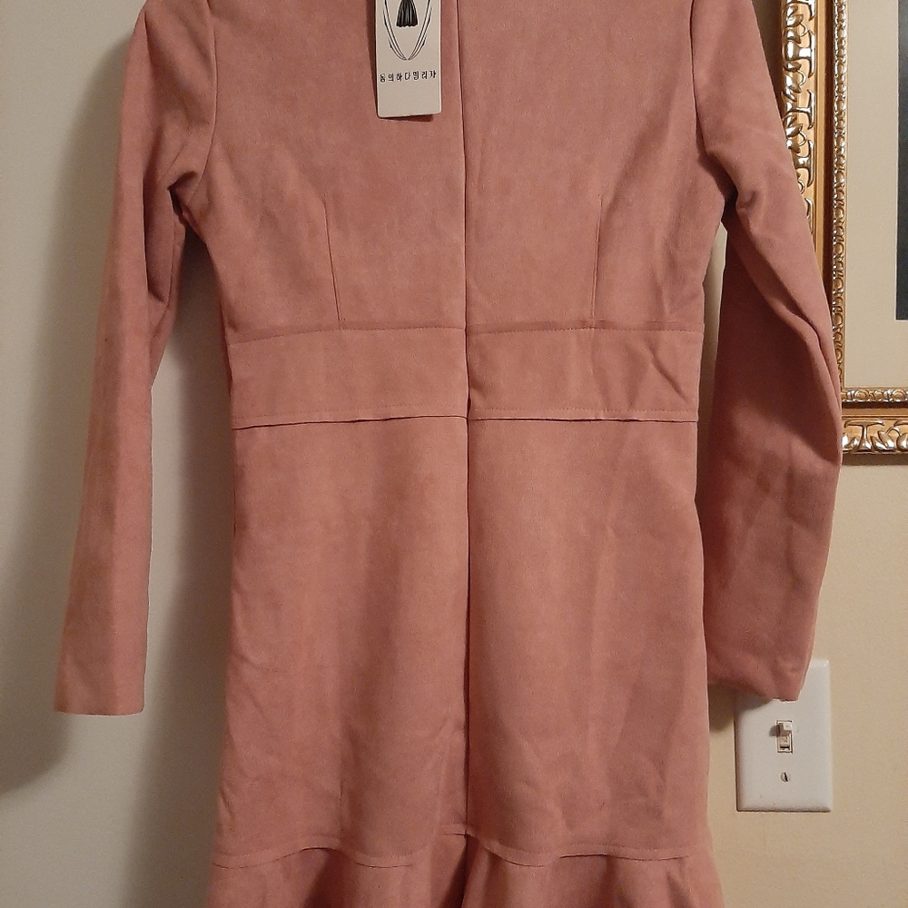 Dress - Picture 3 of 4
